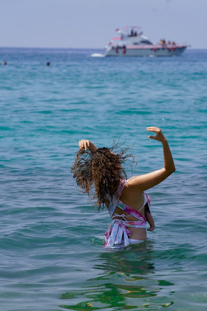 Portabebé aguamarina TaiTai Amor de verano rosa KOKADI