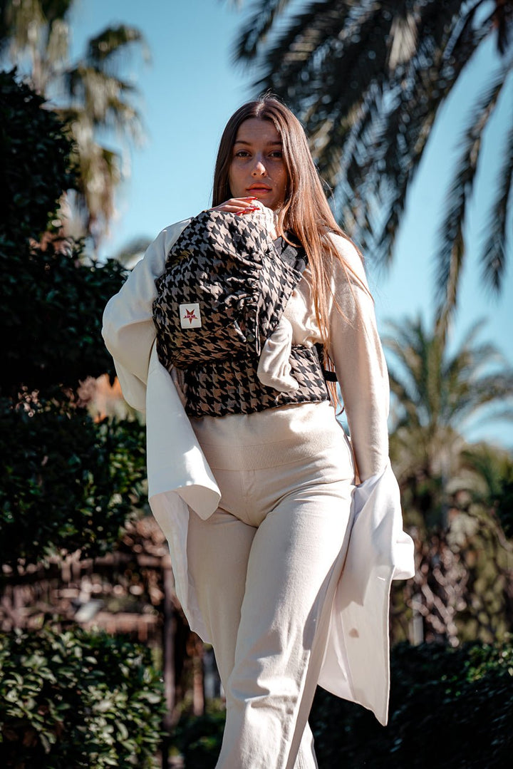 Portabebé Flip Máxima de pata de gallo - KOKADI