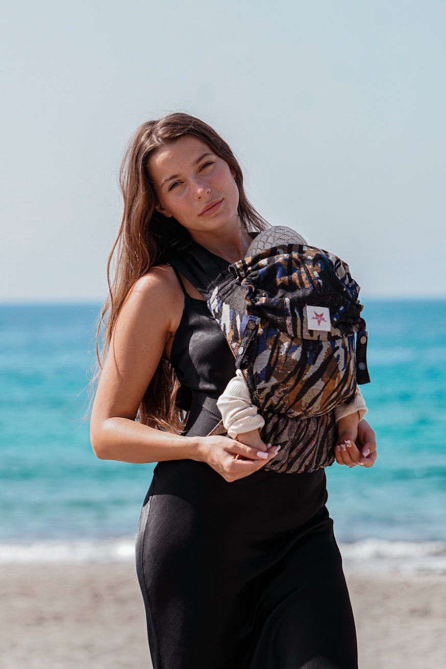 Portabebé Flip Junglefari Oro Vibrante - KOKADI