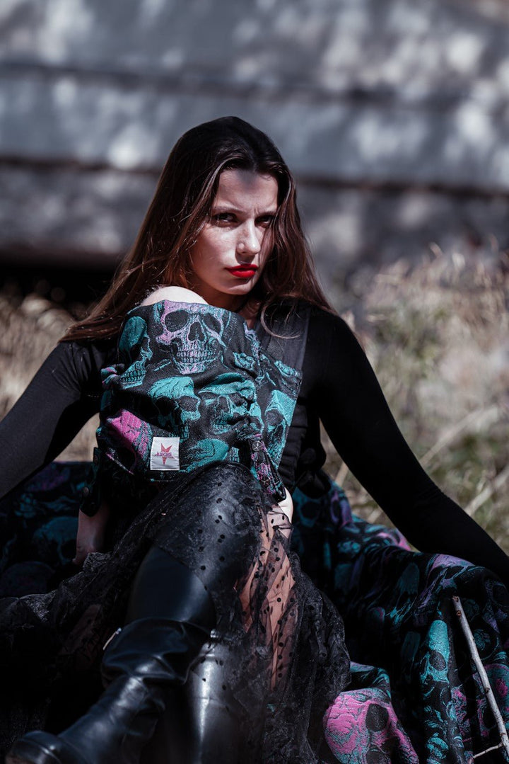 Portabebé Flip Calaveras aterradoras KOKADI