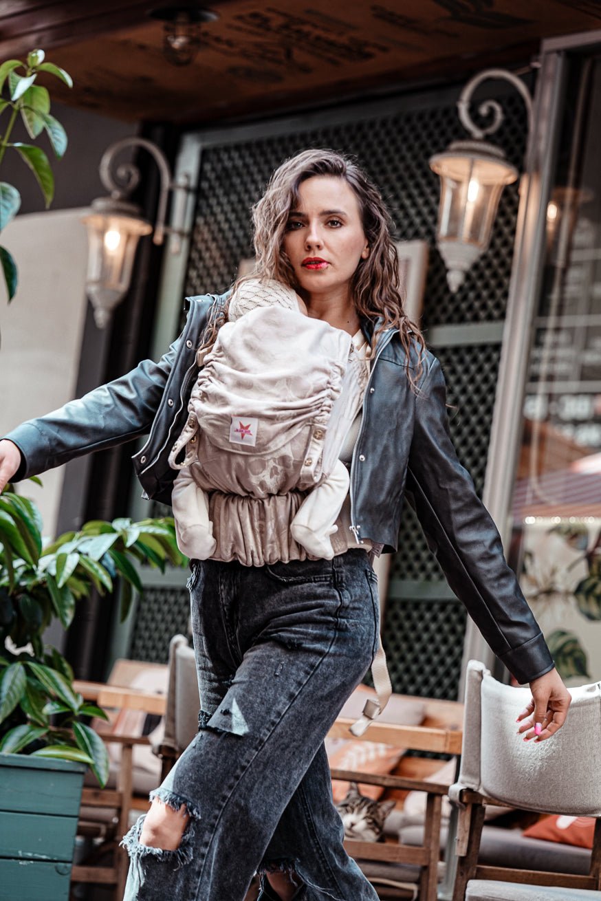 Portabebé Flip Calaveras sedosas KOKADI