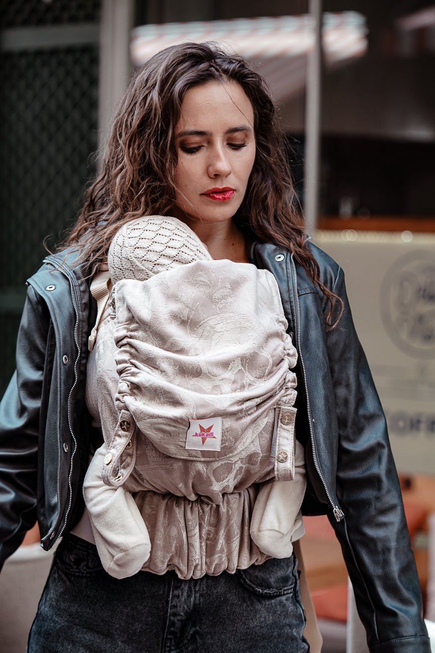 Portabebé Flip Calaveras sedosas KOKADI