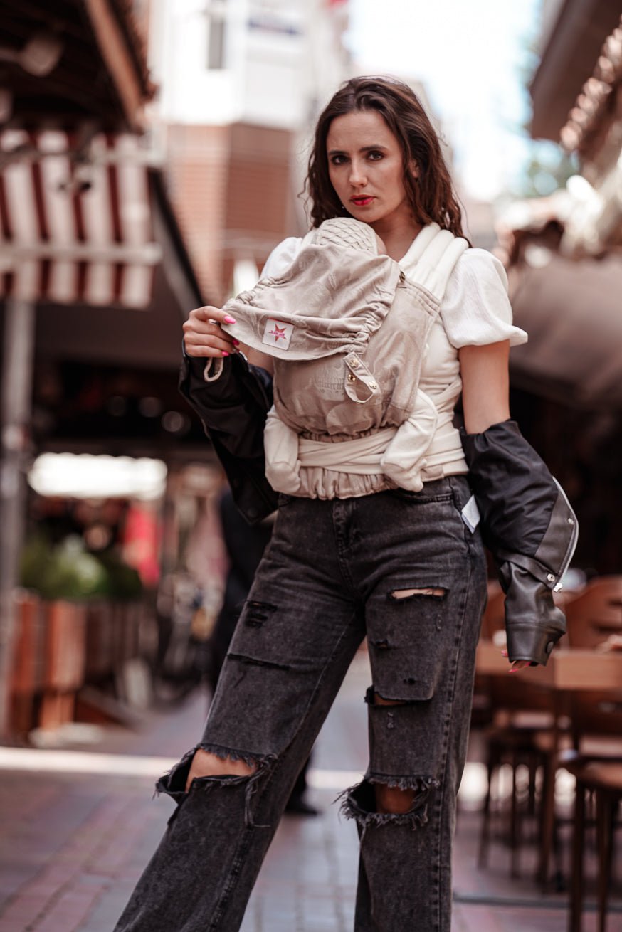 Portabebé TaiTai Calaveras sedosas KOKADI