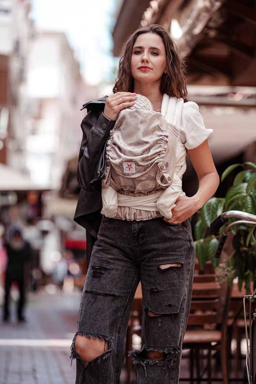 Portabebé TaiTai Calaveras sedosas KOKADI