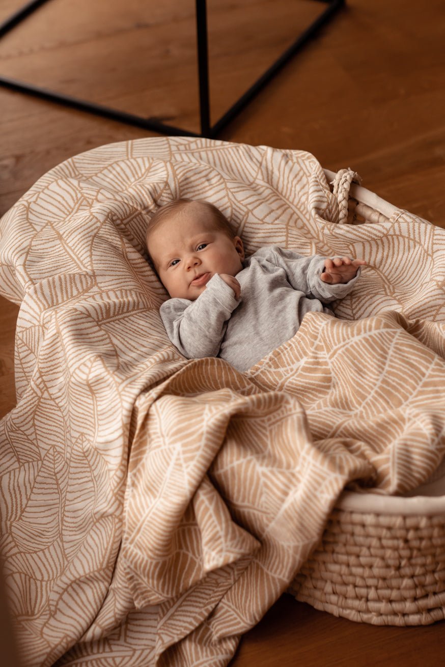 Manta de peluche Hojas Doradas - KOKADI