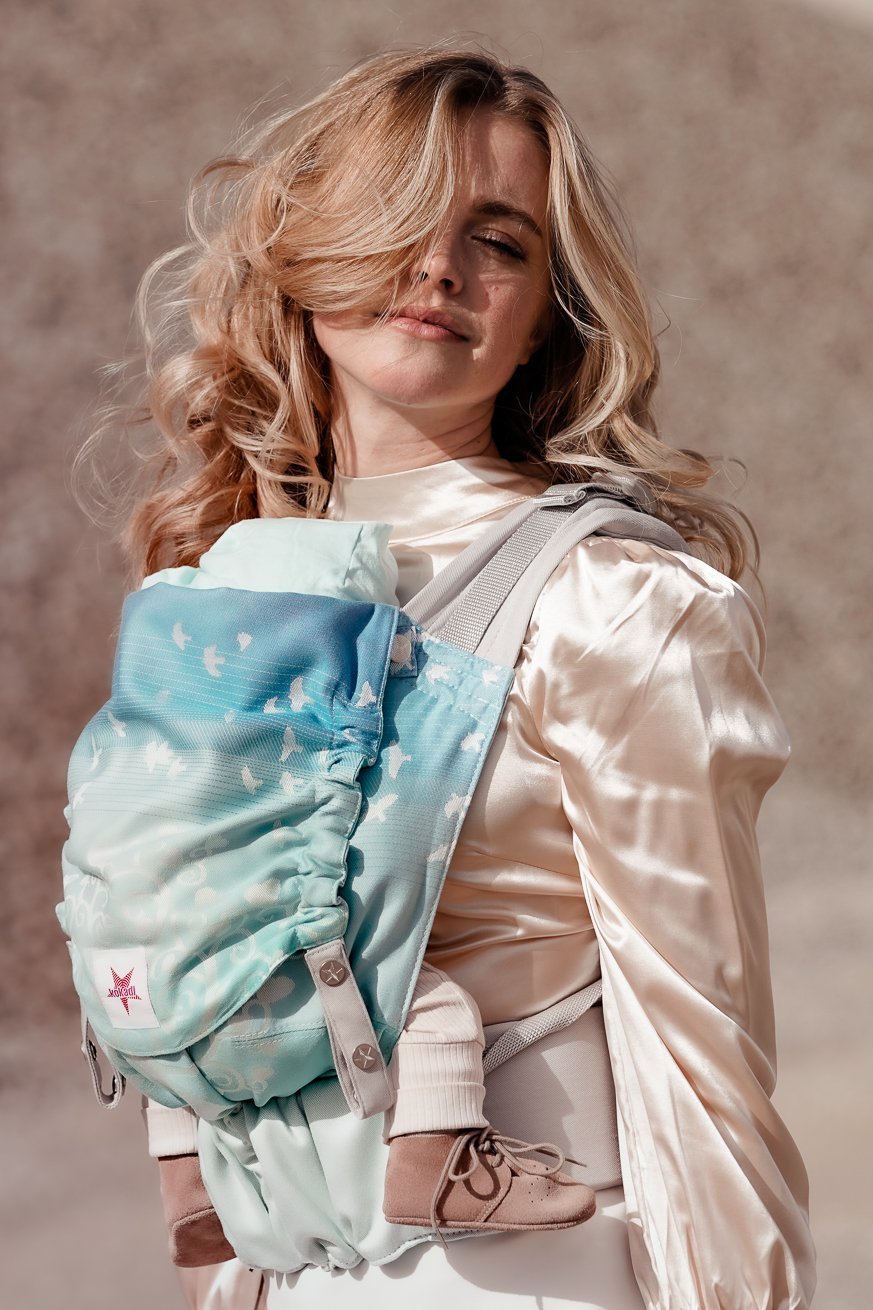 Portabebé Flip Max en el país de las maravillas KOKADI