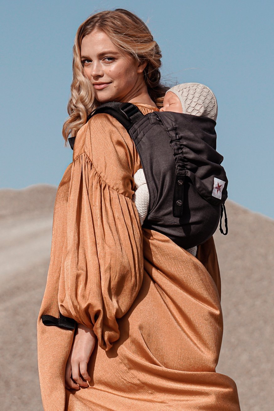 Portabebé Onbu Sólo el señor Gray... KOKADI