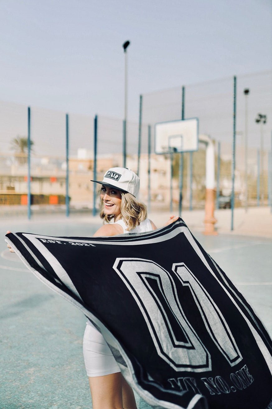 Manta de peluche Leo Luan de Fiona Erdmann - KOKADI