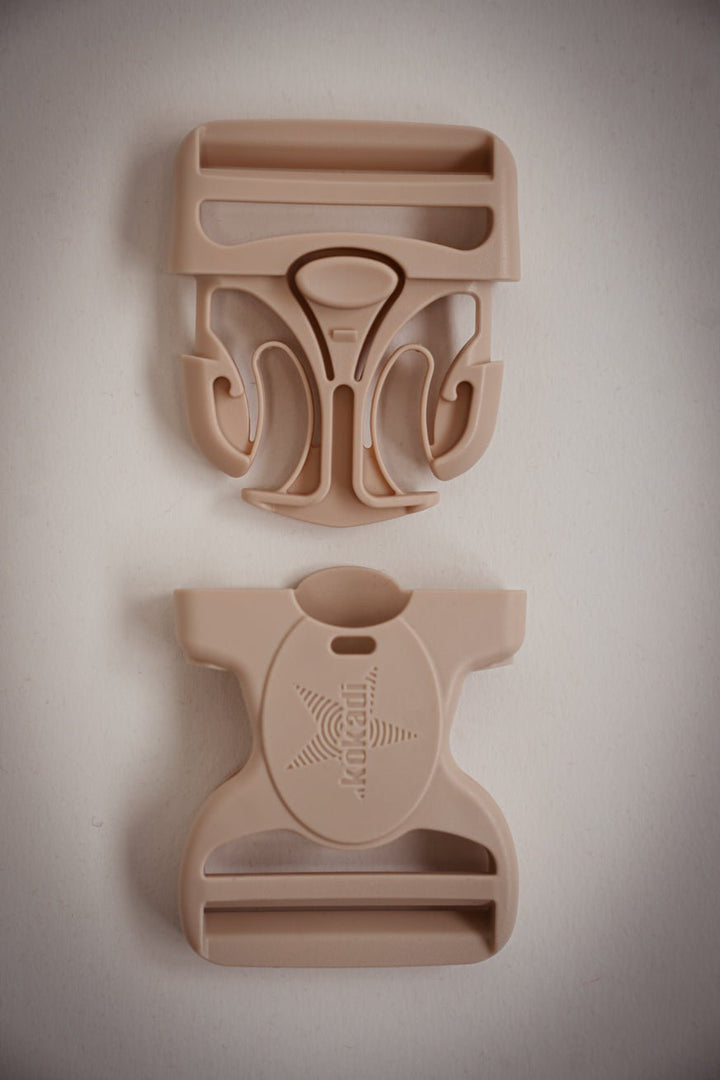 Hebilla cierre estrella crema 50mm - KOKADI