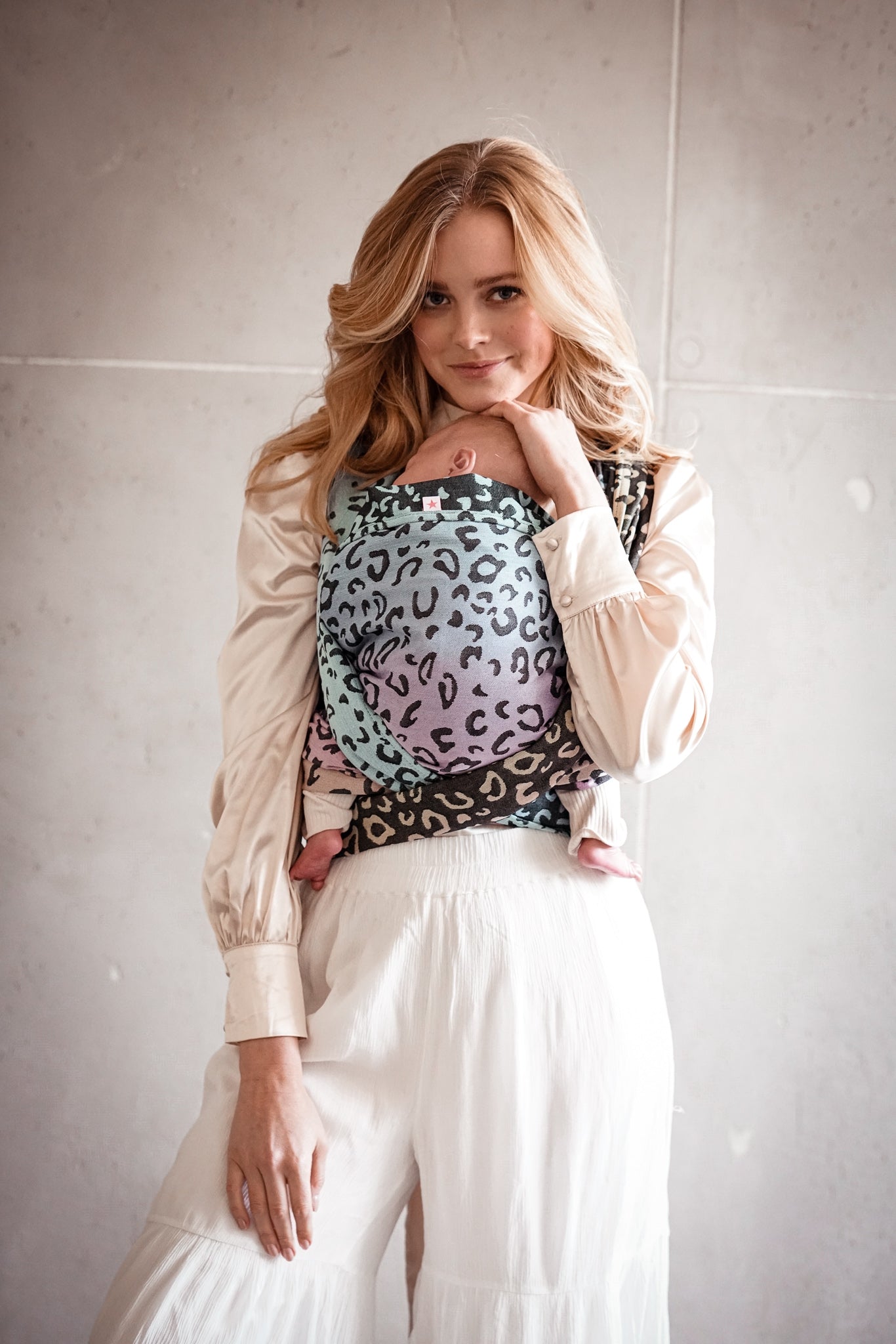 KOKADI Fular portabebé Vickyfari